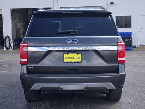 MAGNETIC METALLIC 2021 Ford Expedition XLT