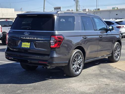 2023 Ford Expedition LIMITED