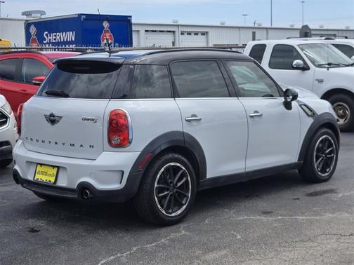 2016 MINI Countryman COOPER S