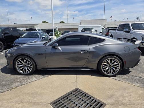 CARBONIZED GRAY METALLIC 2024 Ford Mustang GT