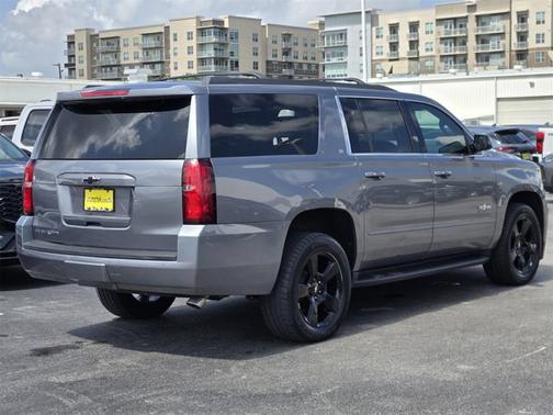 2020 Chevrolet Suburban LT