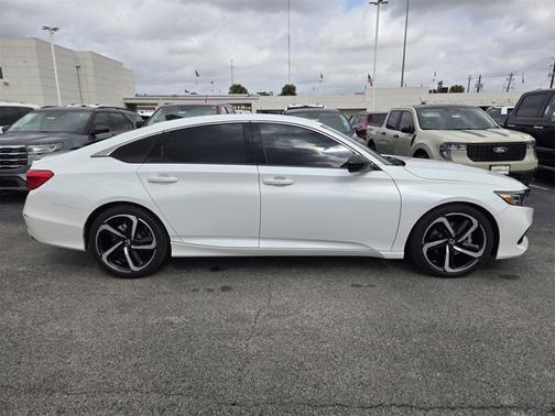 2022 Honda Accord SPORT SE