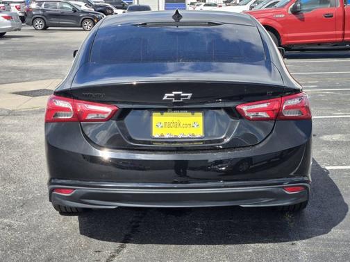 Mosaic Black 2022 Chevrolet Malibu LT W/1LT