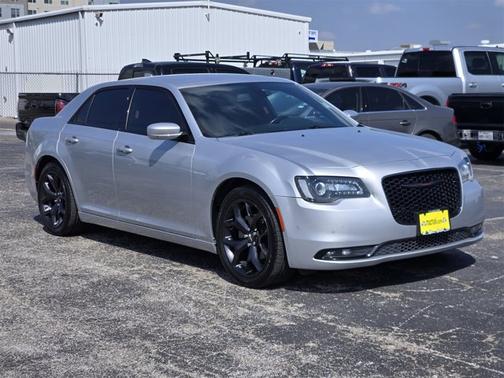 2021 Chrysler 300 S