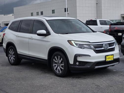 2019 Honda Pilot EX-L W/ NAVIGATION & RES
