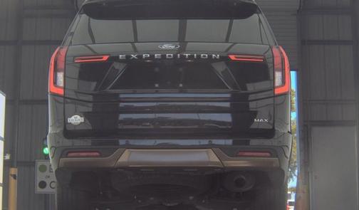 AGATE BLACK METALLIC 2025 Ford Expedition KING RANCH