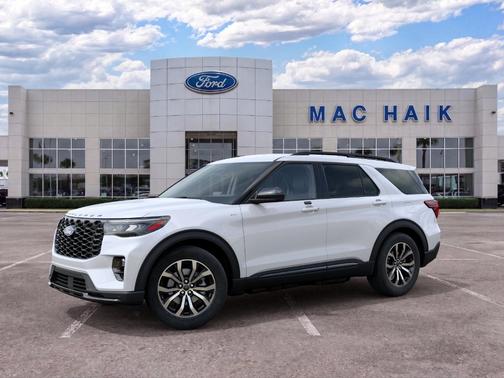 Star White 2027 Ford Explorer ST-Line