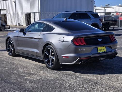 2021 Ford Mustang ECOBOOST