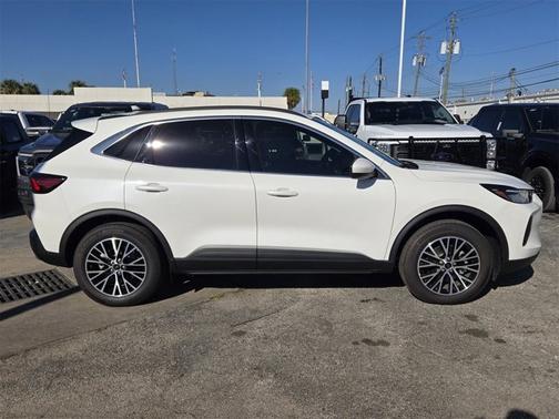 2025 Ford Escape PHEV