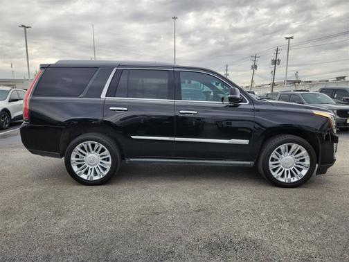 2019 Cadillac Escalade PLATINUM