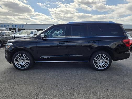 2023 Ford Expedition PLATINUM