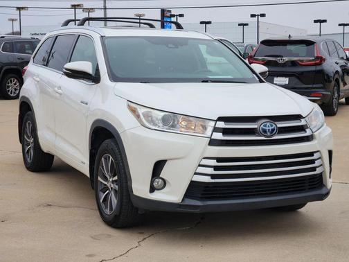 2017 Toyota Highlander Hybrid XLE
