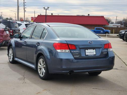 2013 Subaru Legacy Premium