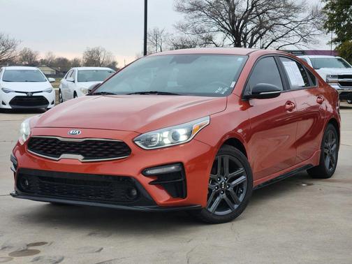 2020 Kia Forte GT-Line