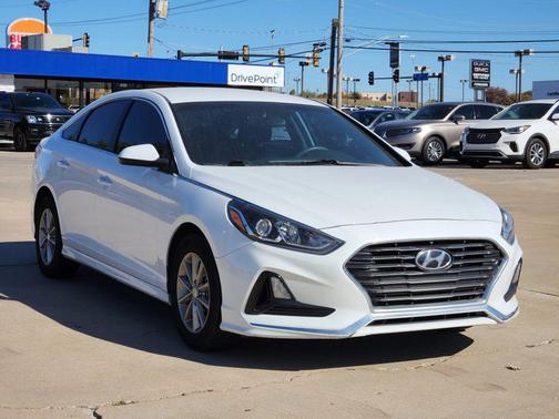 2019 Hyundai SONATA SE
