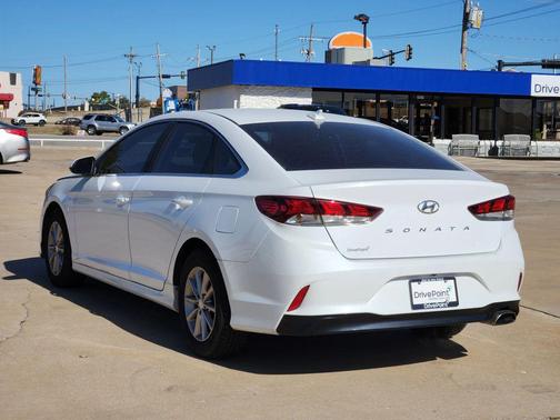 2019 Hyundai SONATA SE