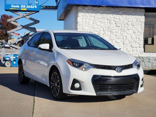 2016 Toyota Corolla S Plus