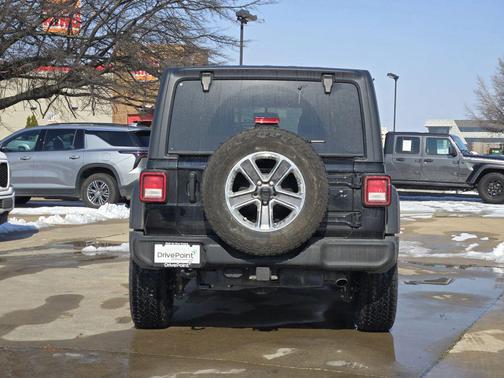 2020 Jeep Wrangler Unlimited Sport