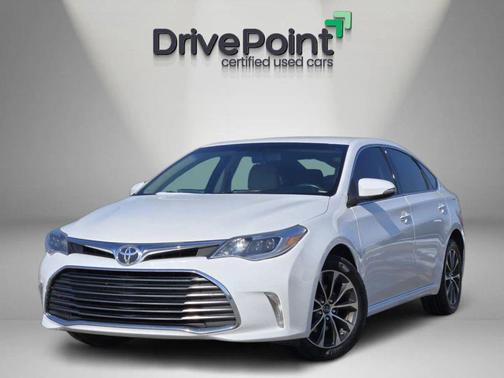 2016 Toyota Avalon XLE