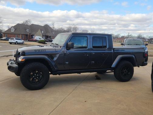 2022 Jeep Gladiator Willys 4x4