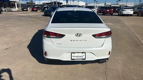 2018 Hyundai SONATA SEL