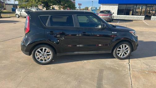 2017 Kia Soul +