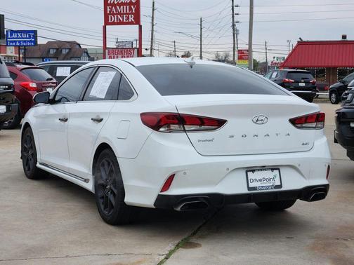 2018 Hyundai SONATA Limited 2.0T