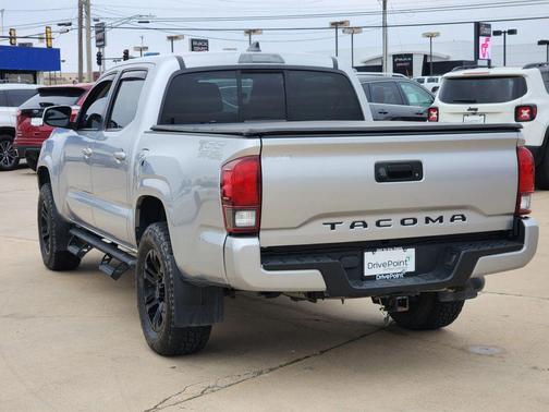 2022 Toyota Tacoma SR