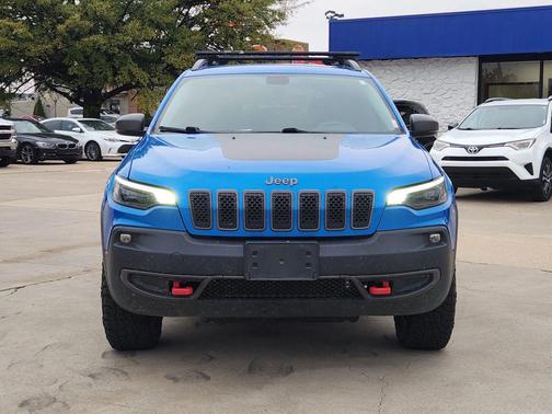 2020 Jeep Cherokee Trailhawk