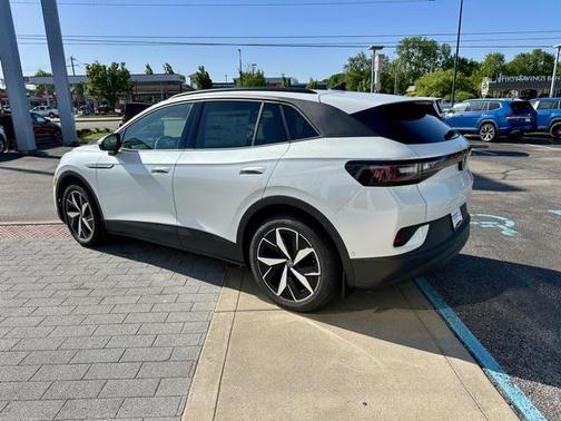 2025 Volkswagen ID.4 Pro