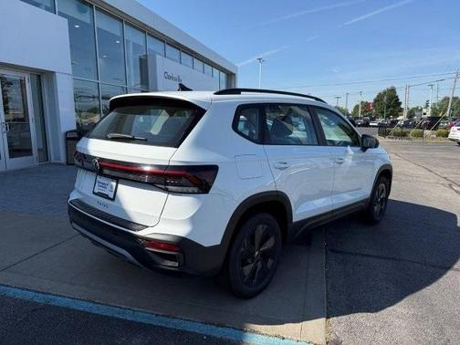 2025 Volkswagen Taos 1.5T S