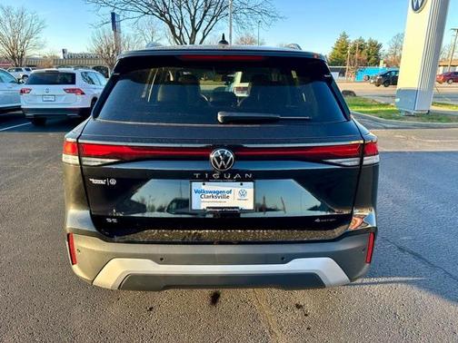 2026 Volkswagen Tiguan 2.0T SE