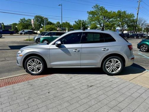 2019 Audi Q5 2.0T Premium Plus