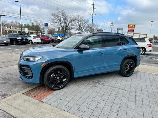 2025 Volkswagen Tiguan 2.0T SE R-Line Black