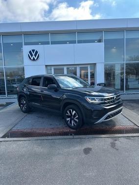 2022 Volkswagen Atlas Cross Sport 2.0T SE