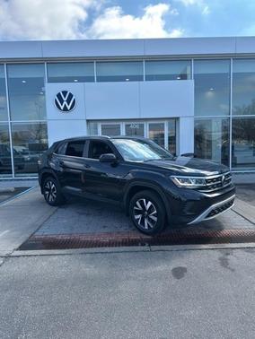 2022 Volkswagen Atlas Cross Sport 2.0T SE