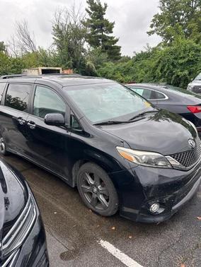 2017 Toyota Sienna SE