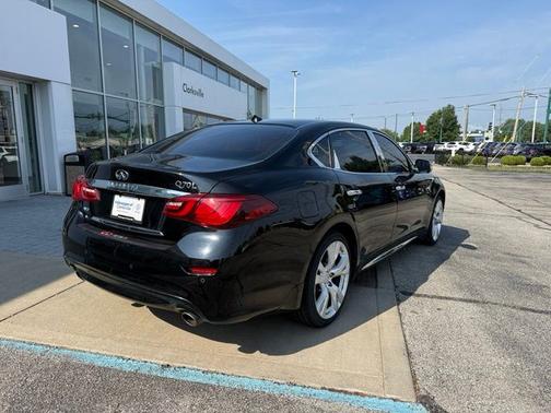Black Obsidian 2018 INFINITI Q70L 3.7X
