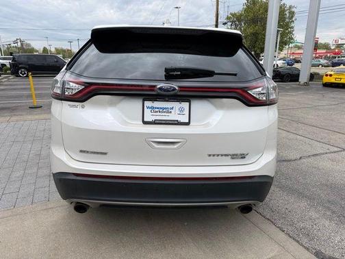 White Platinum Clearcoat Metallic 2018 Ford Edge Titanium