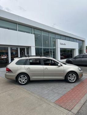 White Gold Metallic 2012 Volkswagen Jetta SportWagen TDI