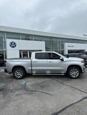 Silver Ice Metallic 2019 Chevrolet Silverado 1500 LTZ