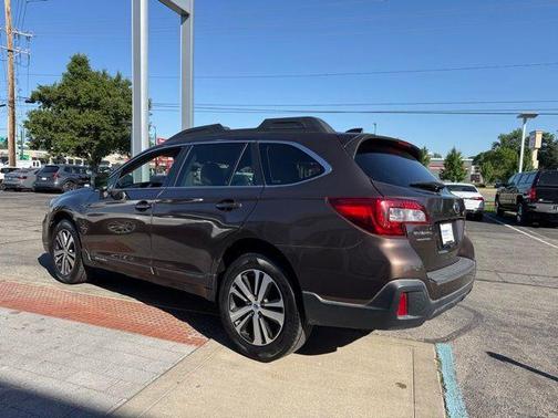 Cinnamon Brown Pearl 2019 Subaru Outback 2.5i Limited