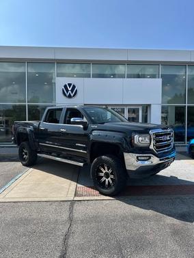Onyx Black 2018 GMC Sierra 1500 SLT