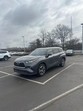 2020 Toyota Highlander XLE