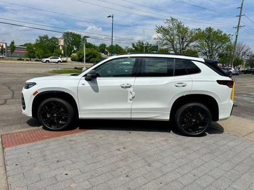 White Pearl 2026 Volkswagen Tiguan 2.0T SE R-Line Black