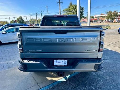 2021 Chevrolet Silverado 1500 Custom