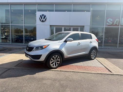 Bright Silver 2015 Kia Sportage LX