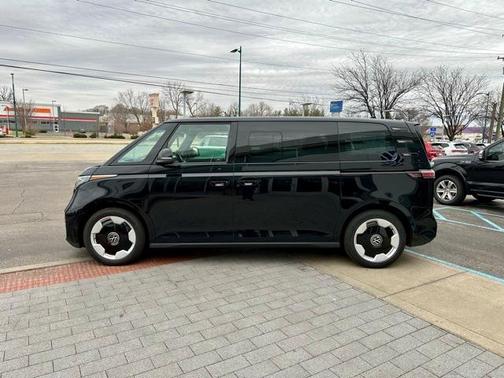 2025 Volkswagen ID. Buzz Pro S