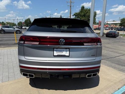 2025 Volkswagen Atlas Cross Sport 2.0T SEL Premium R-Line