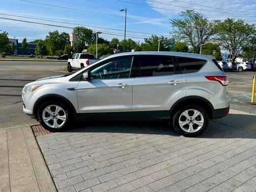 Ingot Silver 2014 Ford Escape SE